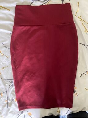 Women's Burgundy Pencil Skirt - Sleek High Waist